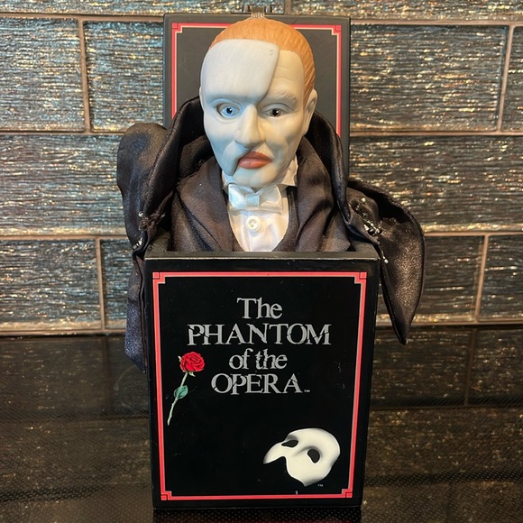 1990 Phantom of the Opera Music Box Open Jack-in-the-Box Style Figurine Enesco - Picture 1 of 8